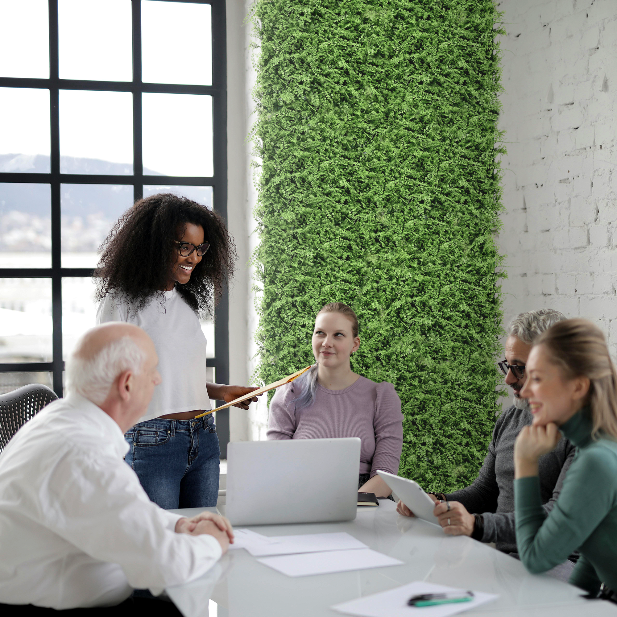 Ally, @beautyally,+15k Followers